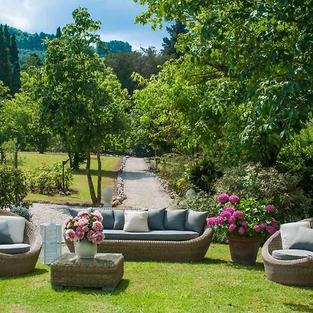Le Bicocche Farmhouse: Country Stone With Pool In Camaiore Between Lucca & Beaches Of Versilia וילה *